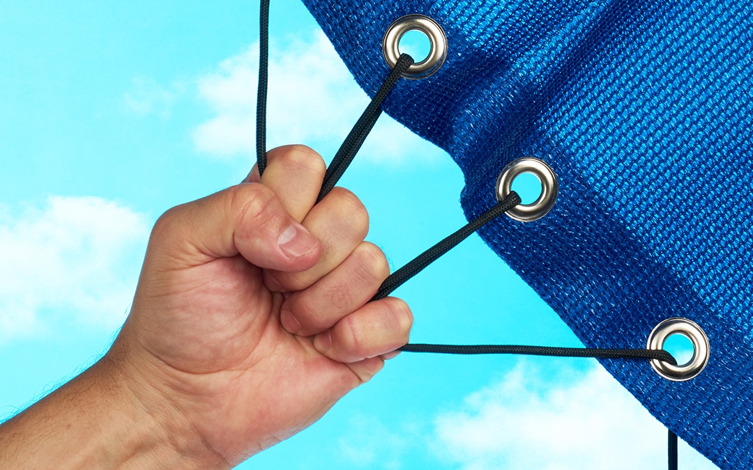 Self-piercing #4 & #5 metal grommets & washers with gripping teeth